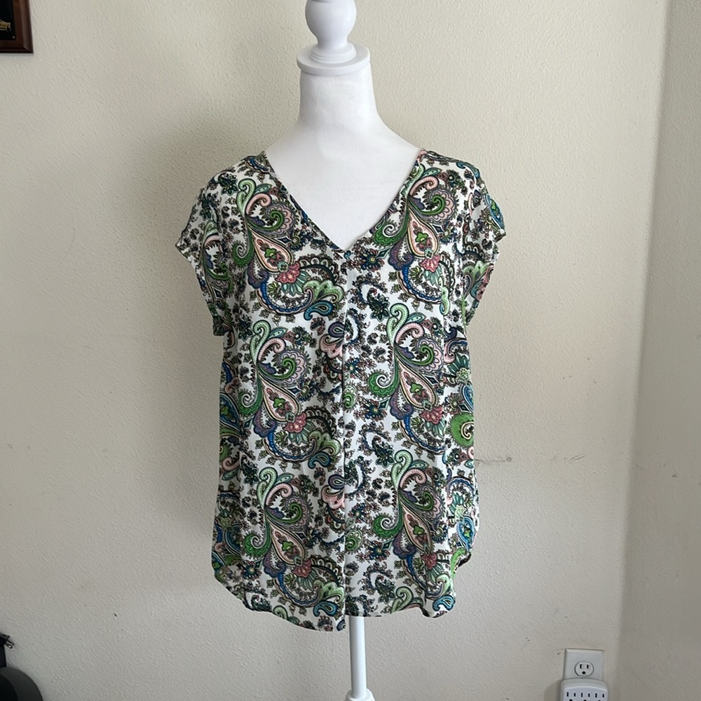 DR2 Women’s Blouse M Multi color paisley print